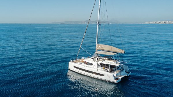 Catamaran Bali 4.6 Mykonos/ Athens - Image 3