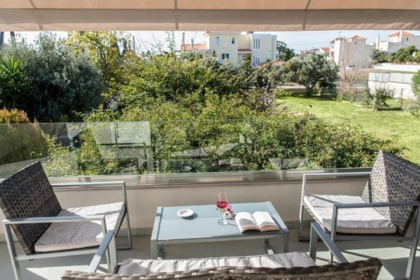 Villa 6_balcony