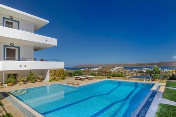 Villa 7_swimming pool 2