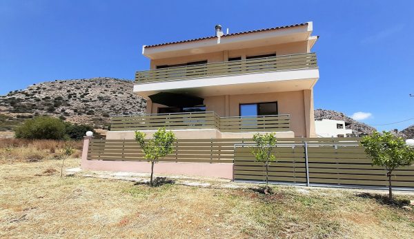 Villa 8_main view