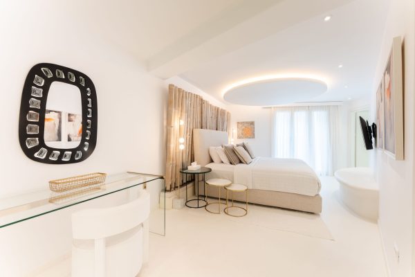 Luxury Villa 1 Kanalia Mykonos - Image 35