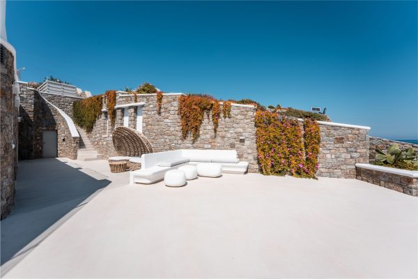 Luxury Villa 1 Kanalia Mykonos - Image 11