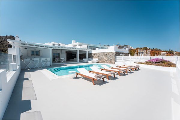 Luxury Villa 2 Kanalia Mykonos - Image 3
