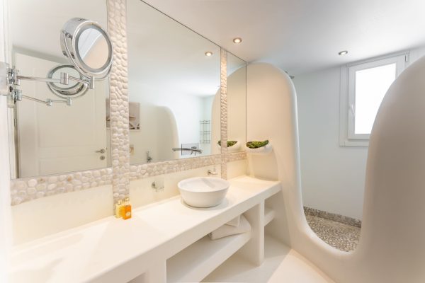 Luxury Villa 2 Kanalia Mykonos - Image 40