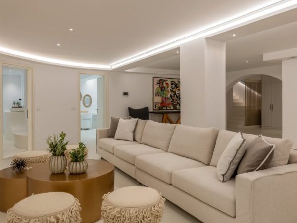 Luxury Villa 2 Kanalia Mykonos - Image 19