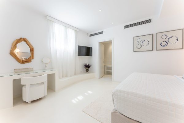 Luxury Villa 4 Kanalia Mykonos - Image 38