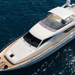 Ferretti 72