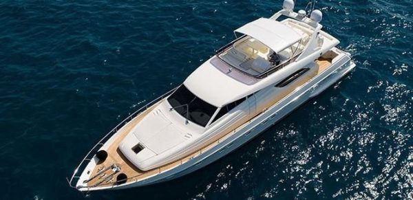 Ferretti 72