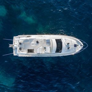 Ferretti Flybridge 46