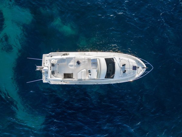 Ferretti Flybridge 46