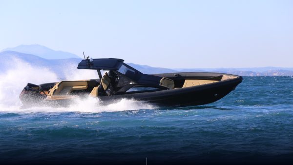 Technohull Explorer 40 T