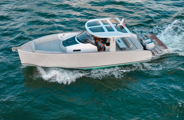 Tesoro 40 Outboard