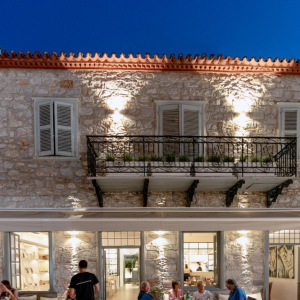 Property in Hydra for Investment