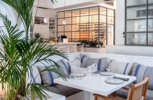 Property in Hydra for Investment - Image 3