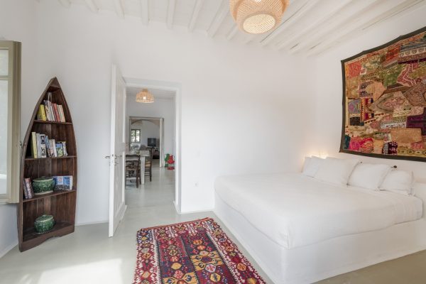 Cycladic Villa in Mykonos Chora - Image 12
