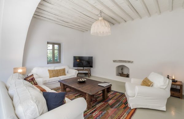 Cycladic Villa in Mykonos Chora - Image 8