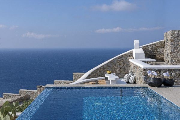 Luxury Villa at Agios Lazaros Mykonos - Image 9